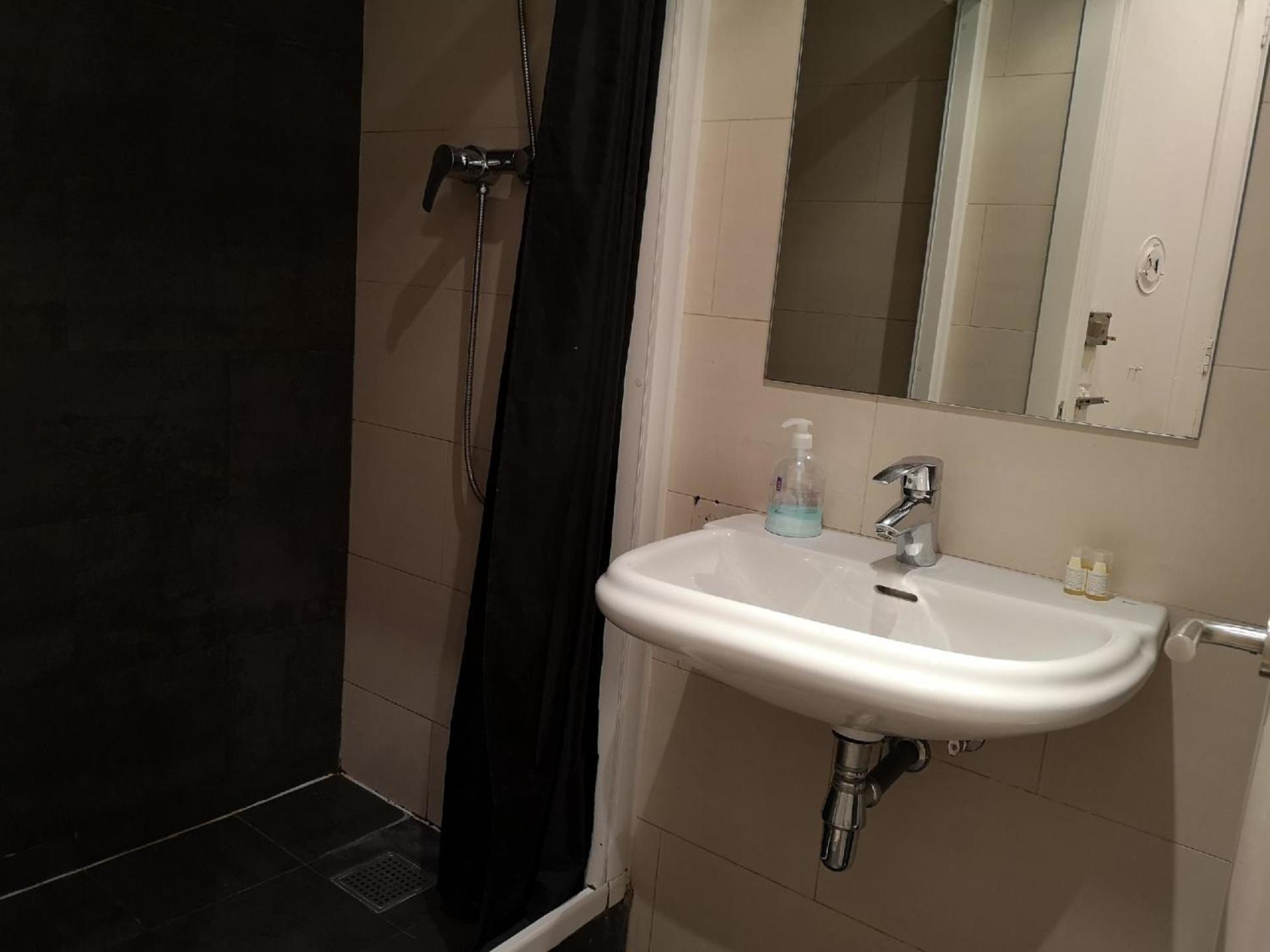 Appartamento Fuer 3 Personen Ca 40 Qm In Barcelona-gracia, Costa Brava Costa Del Maresme Barcellona